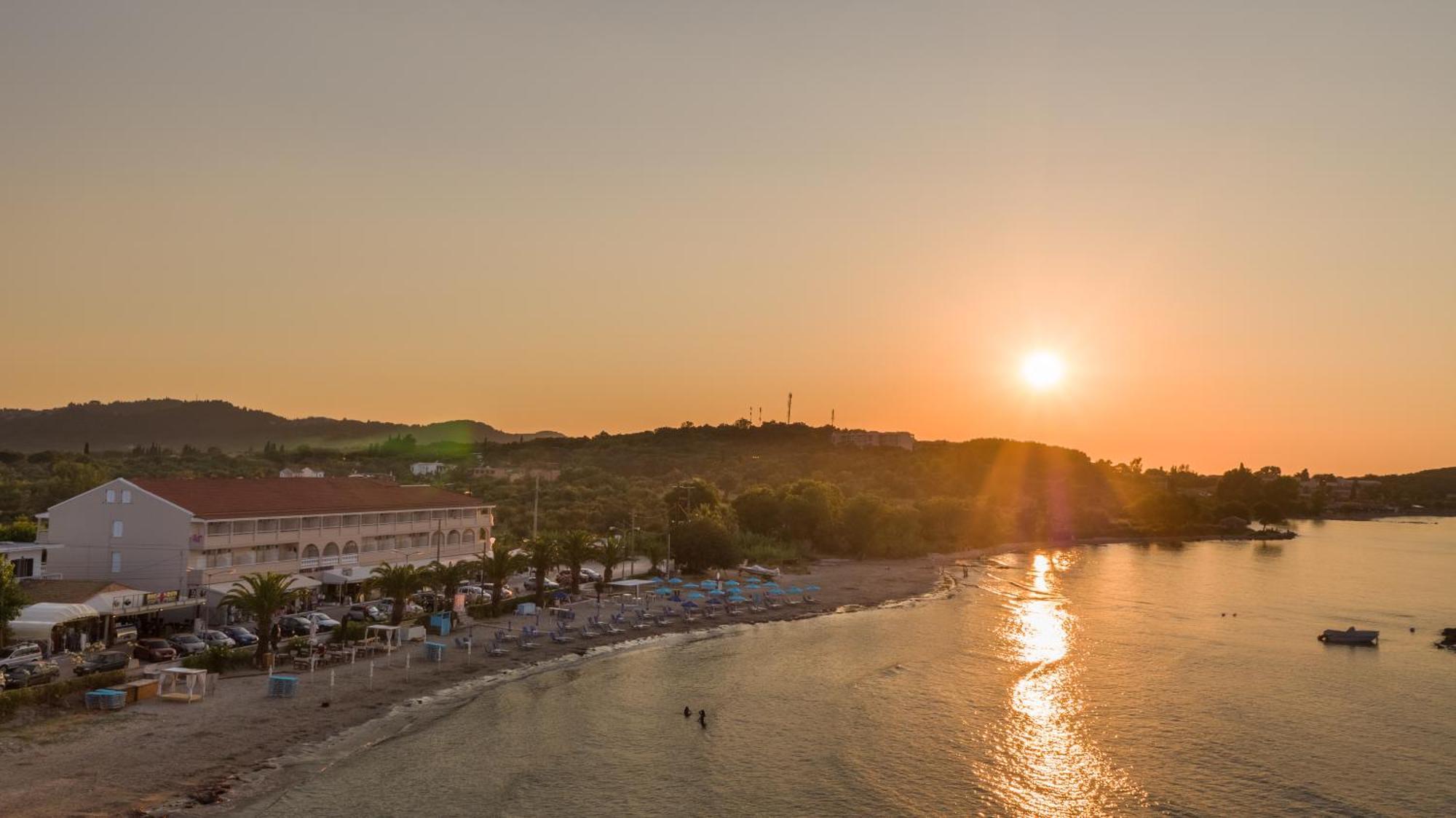 Aphrodite Beach Hotel Corfu Roda  Dış mekan fotoğraf
