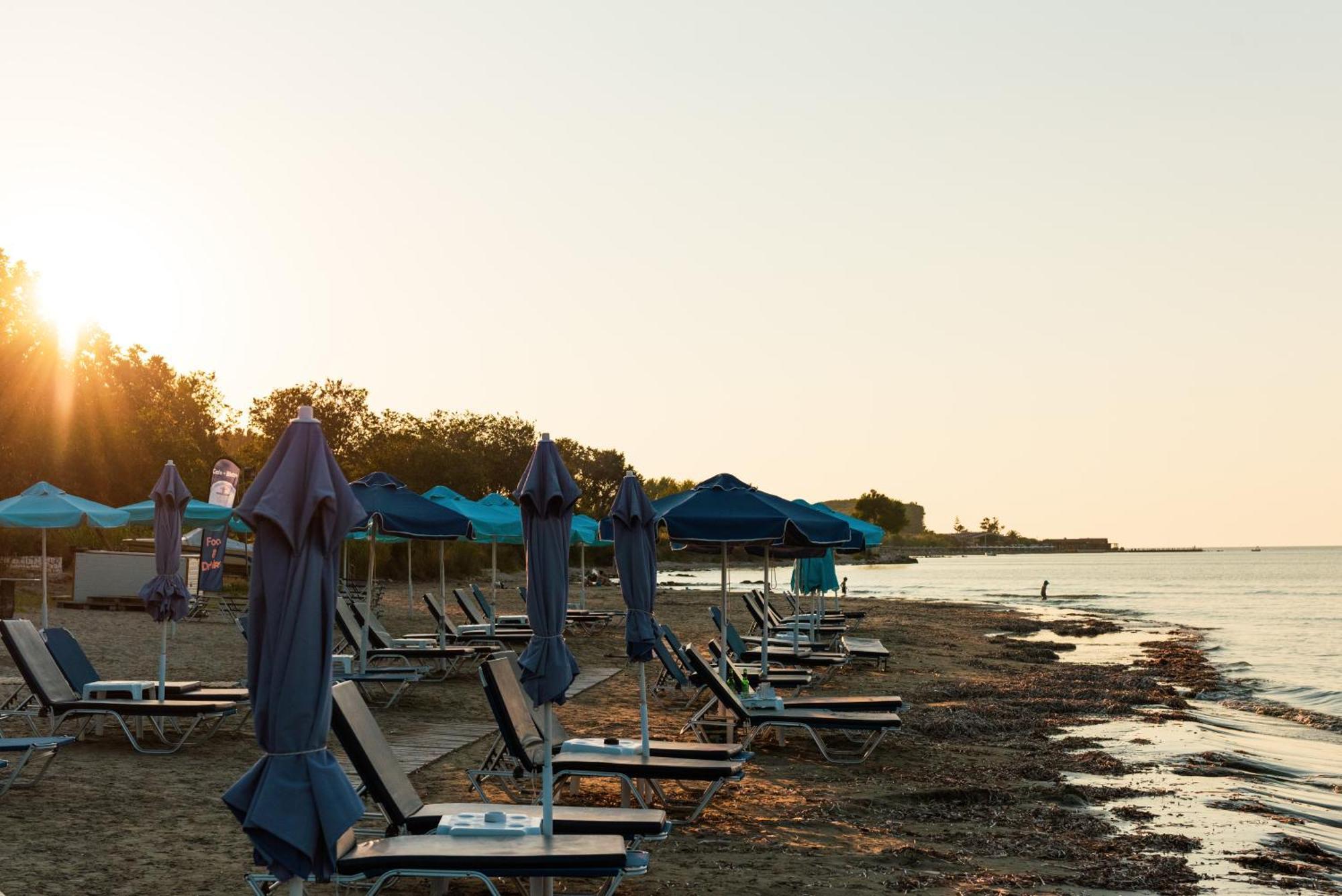 Aphrodite Beach Hotel Corfu Roda  Dış mekan fotoğraf